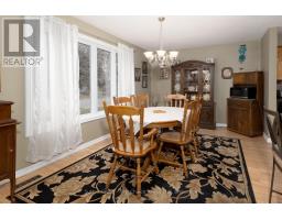 67 DIXON ROAD - 18