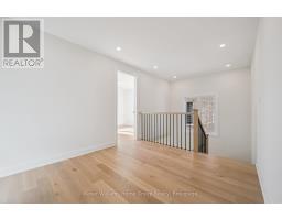 17 MARY WATSON STREET - 27