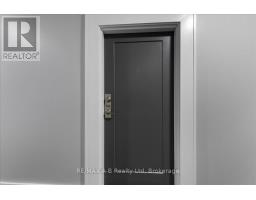 206 - 255 JOHN STREET N - 4