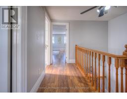 83 BRIDLEWREATH STREET - 18