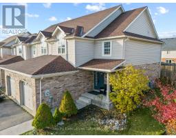 138 DUBRICK CRESCENT - 4