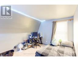 18 CAMBRIA STREET - 19