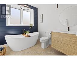 125 PUGH STREET E - 10