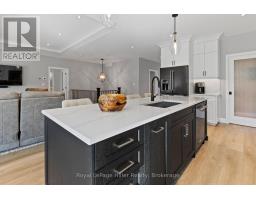 125 PUGH STREET E - 18