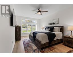 125 PUGH STREET E - 26