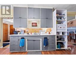 450 INKERMAN STREET W - 10