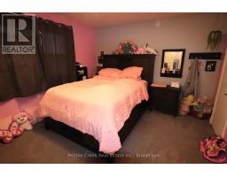 32 ST CHARLES PLACE - 13