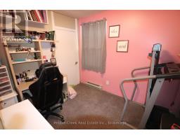 32 ST CHARLES PLACE - 16