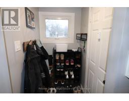 32 ST CHARLES PLACE - 3