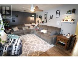 32 ST CHARLES PLACE - 5