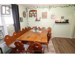 32 ST CHARLES PLACE - 7
