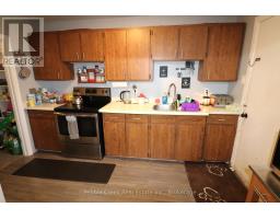32 ST CHARLES PLACE - 8