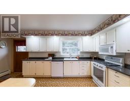258 TRUEMAN STREET - 13