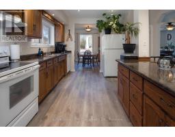 183 HURON ROAD - 10