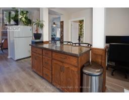 183 HURON ROAD - 12