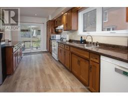 183 HURON ROAD - 13