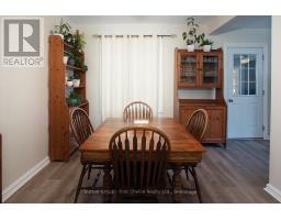 183 HURON ROAD - 16
