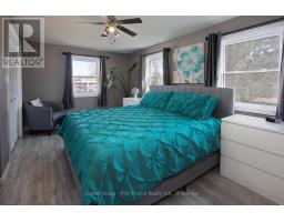 183 HURON ROAD - 20
