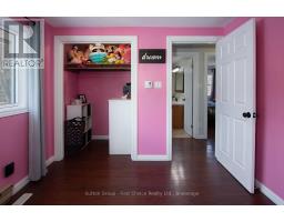 183 HURON ROAD - 23