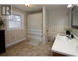 183 HURON ROAD - 27