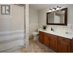 183 HURON ROAD - 28