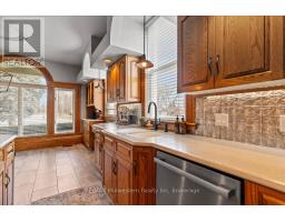 179 MAIN STREET S - 23