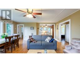 8 CEDAR DRIVE - 17