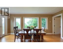 8 CEDAR DRIVE - 19
