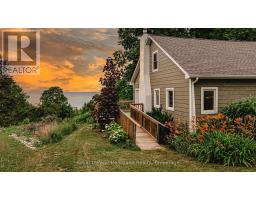 8 CEDAR DRIVE - 36