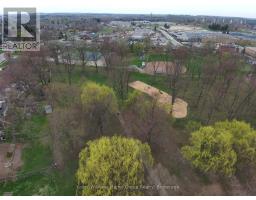 286 BROMPTON AVENUE - 26