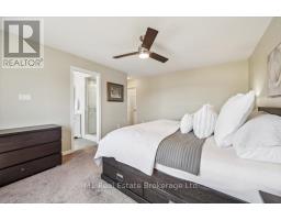 161 STARLIGHT AVENUE - 34