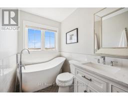 161 STARLIGHT AVENUE - 35
