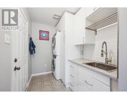 161 STARLIGHT AVENUE - 8