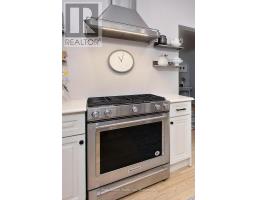 430 ALBERT STREET - 12