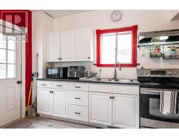 4 LOUISE STREET - 13