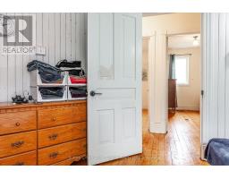 4 LOUISE STREET - 24