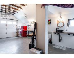 4 LOUISE STREET - 33