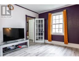 4 LOUISE STREET - 9