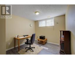 725 KINCAID STREET - 14