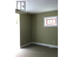 439 MAIN STREET W - 15