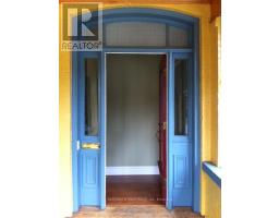 439 MAIN STREET W - 19