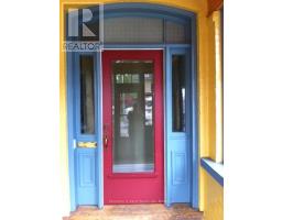 439 MAIN STREET W - 20