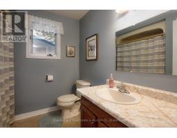 170 ST JOHN STREET N - 13