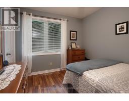 170 ST JOHN STREET N - 16
