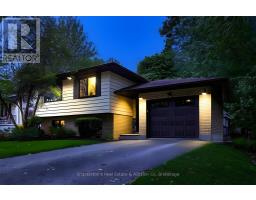 170 ST JOHN STREET N - 4