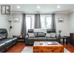43 FREELAND DRIVE - 14