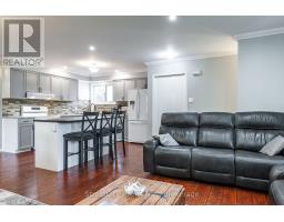 43 FREELAND DRIVE - 16