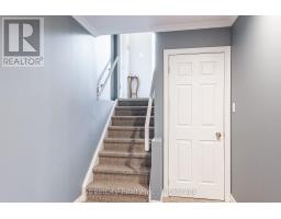 43 FREELAND DRIVE - 25
