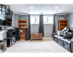43 FREELAND DRIVE - 27