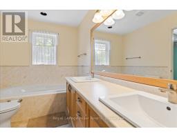 52 LAWRENCE STREET - 21